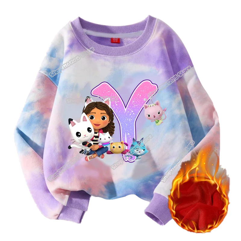 เสื้อสเวตเชิ้ตเด็กผู้หญิงลายไท-ได ตัวอักษร A-Z ของ Gabbys Dollhouse สำหรับฤดูใบไม้ร่วงและฤดูหนาว สีม่วง เสื้อคลุมเด็ก เสื้อผ้าเด็กแนวสปอร์ต