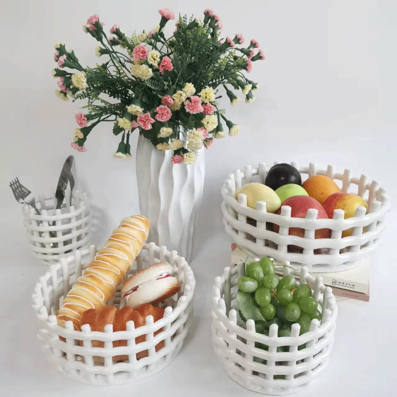 Handmade Nordic Morden Woven Ceramic Basket Bowls Eco-friendly Porcelain Fruit Basket Set of 3 for Home Hotel Bathroom Sotrage