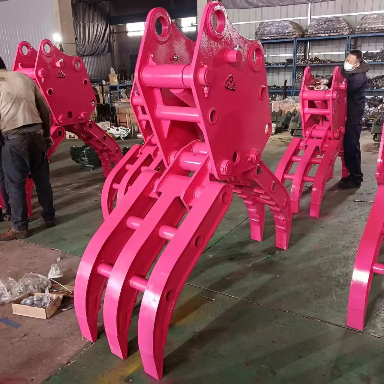 مرفقات حفارة الغابات سجل هيدروليكي خشب الأخشاب تصارع حالة جديدة البناء محرك الزراعة ترس المحرك في اليابان