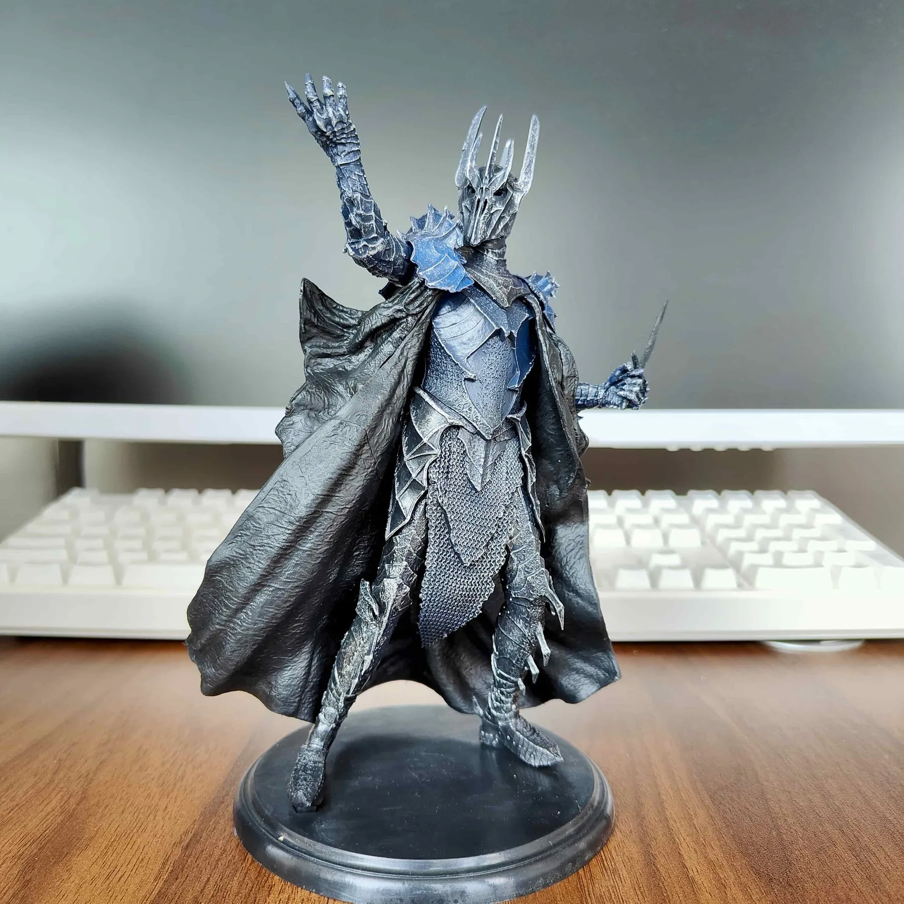 20CM Iron Witch King Dark Lord Sauron Collectible Sauron Nazgul Ringwraith in Lord Rings Action Figure Toys