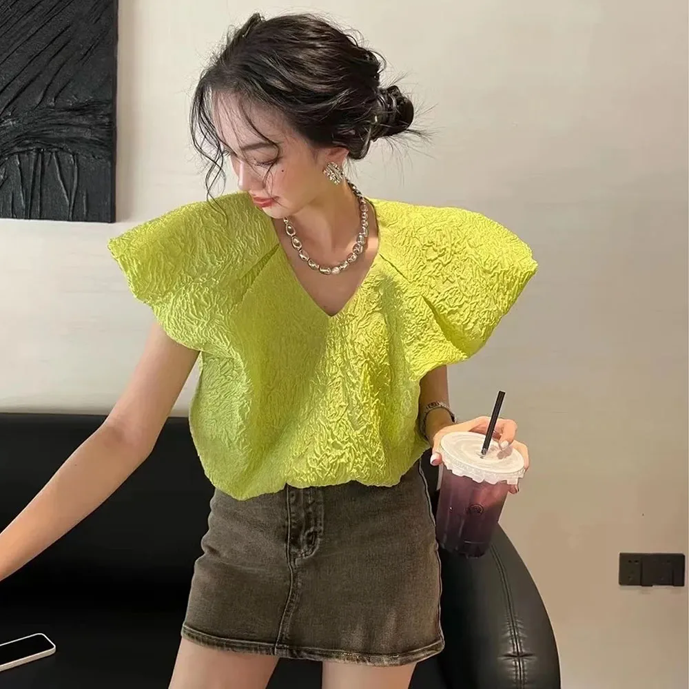 

Textured Jacquard Flying Sleeve V-neck Shirts for Women Summer Korean Fashion Chic Graphic T Shirt Causal Elegant Y2k Top Blouse