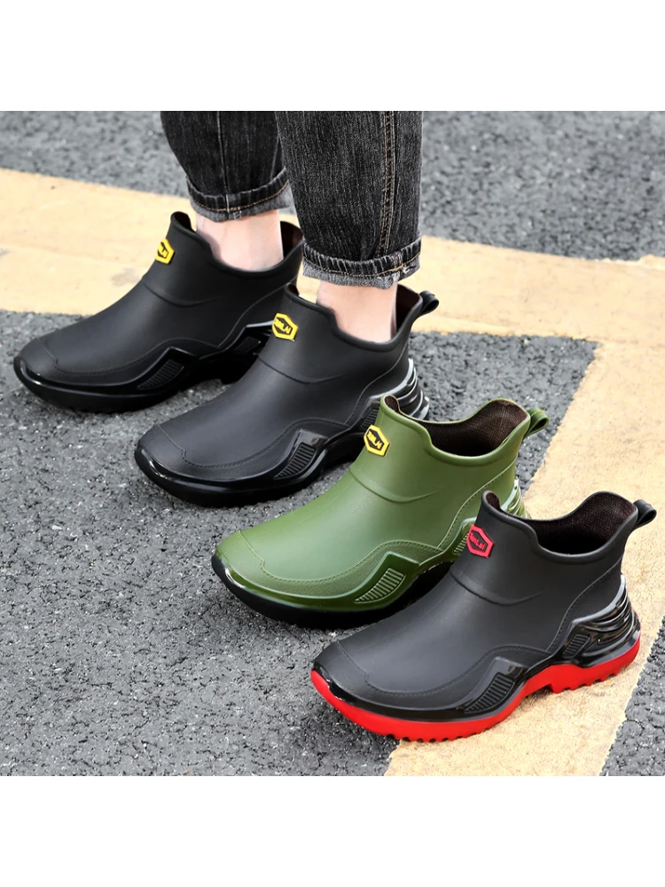 

Корейские мужские водонепроницаемые ор-сапоги Thiened, широкие удобные нескользящие резиновые сапоги Faionable Men's oes