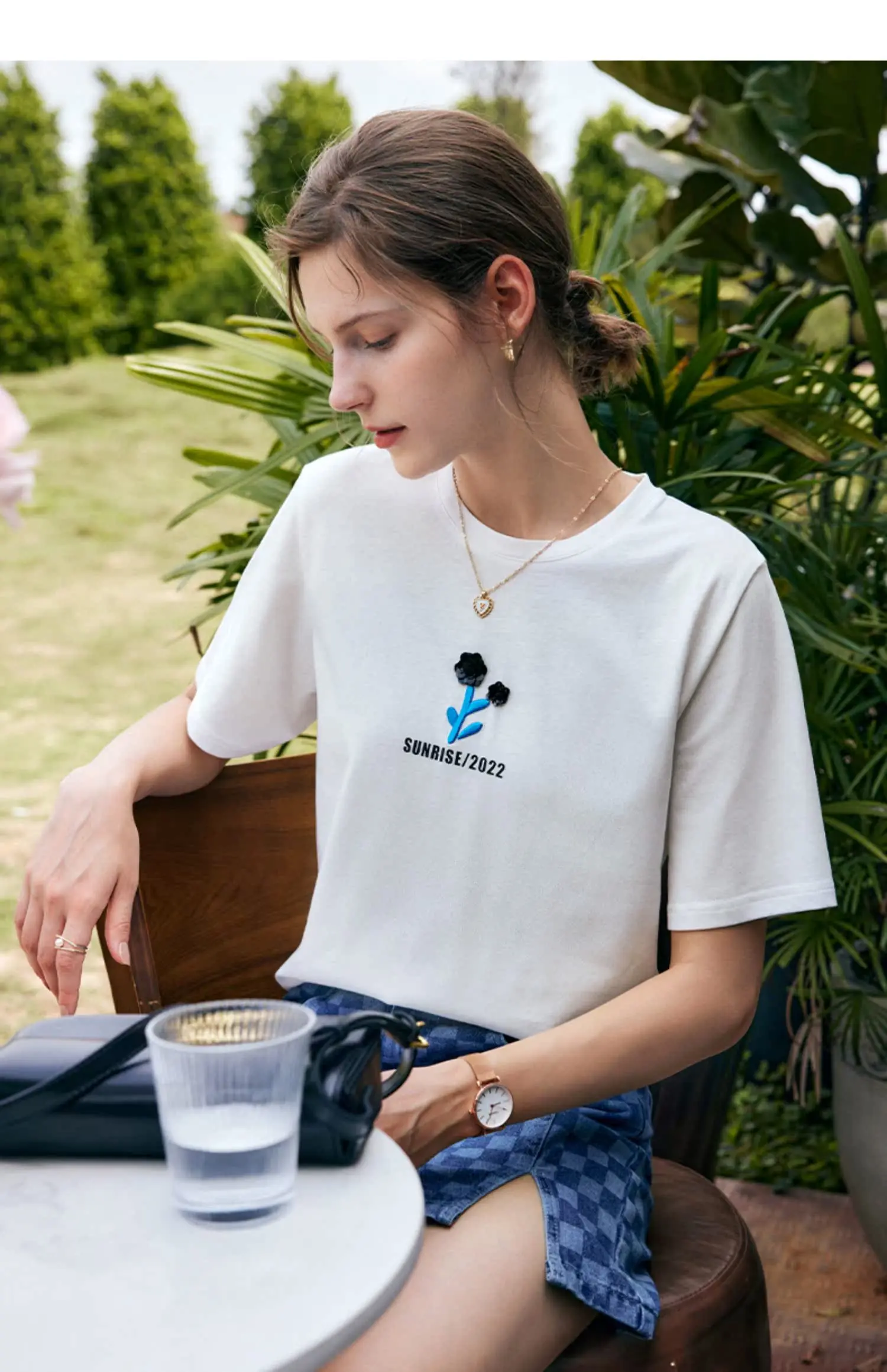 

OLrain Simple Short-Sleeved T-Shirt for Woman 2025 Summer T-Shirts Oversize Sequins Embroidery Female Knit Basic Tops O22XT01380