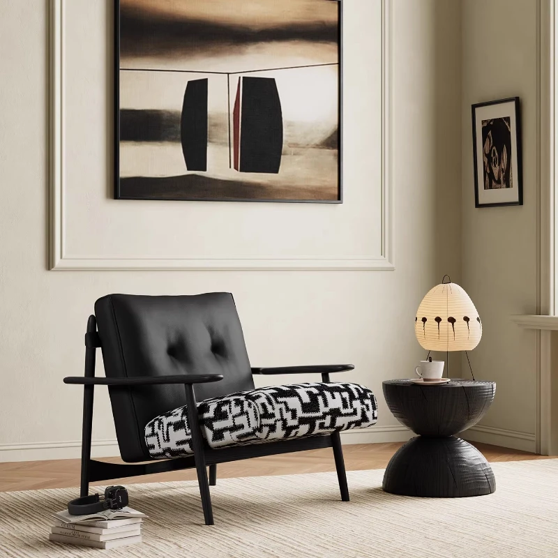 French retro solid wood single sofa chair, antique leisure chair in the living room