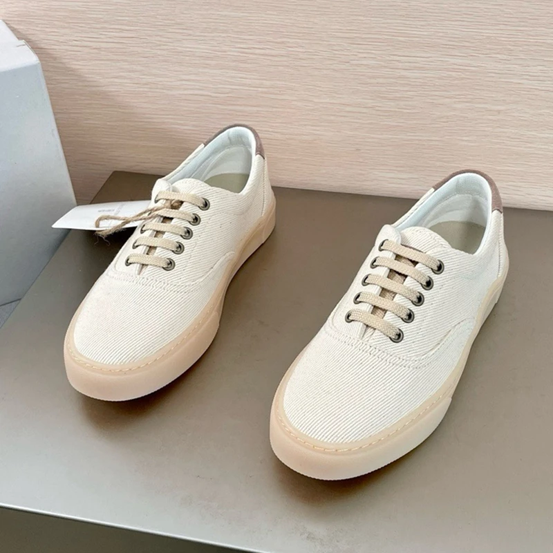 

2024 new men's canvas simple sneakers cofskin suede casual shoes daily walking activities Running shoes