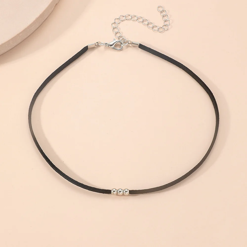 خمر القوطية قصيرة الأسود قلادة قطيفة مع حبة بسيطة الشرير الصخرة الرقبة مجوهرات الإكسسوارات عزم الدوران Chocker Collares