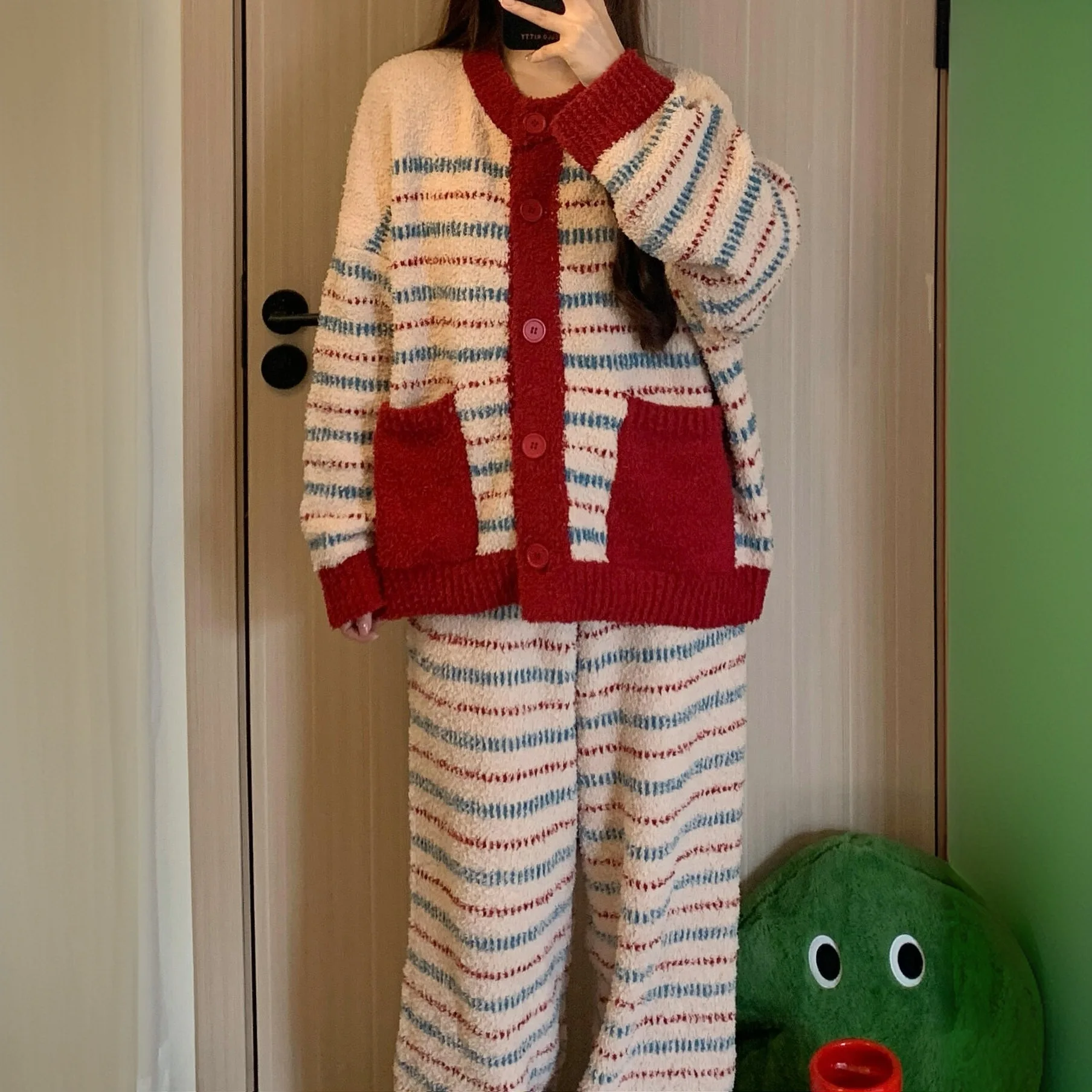 

Утепленный флисовый кардиган в красную полоску, пижамный комплект, зимняя теплая одежда для сна, домашняя одежда, женские пижамные комплекты, уличные комплекты домашней одежды