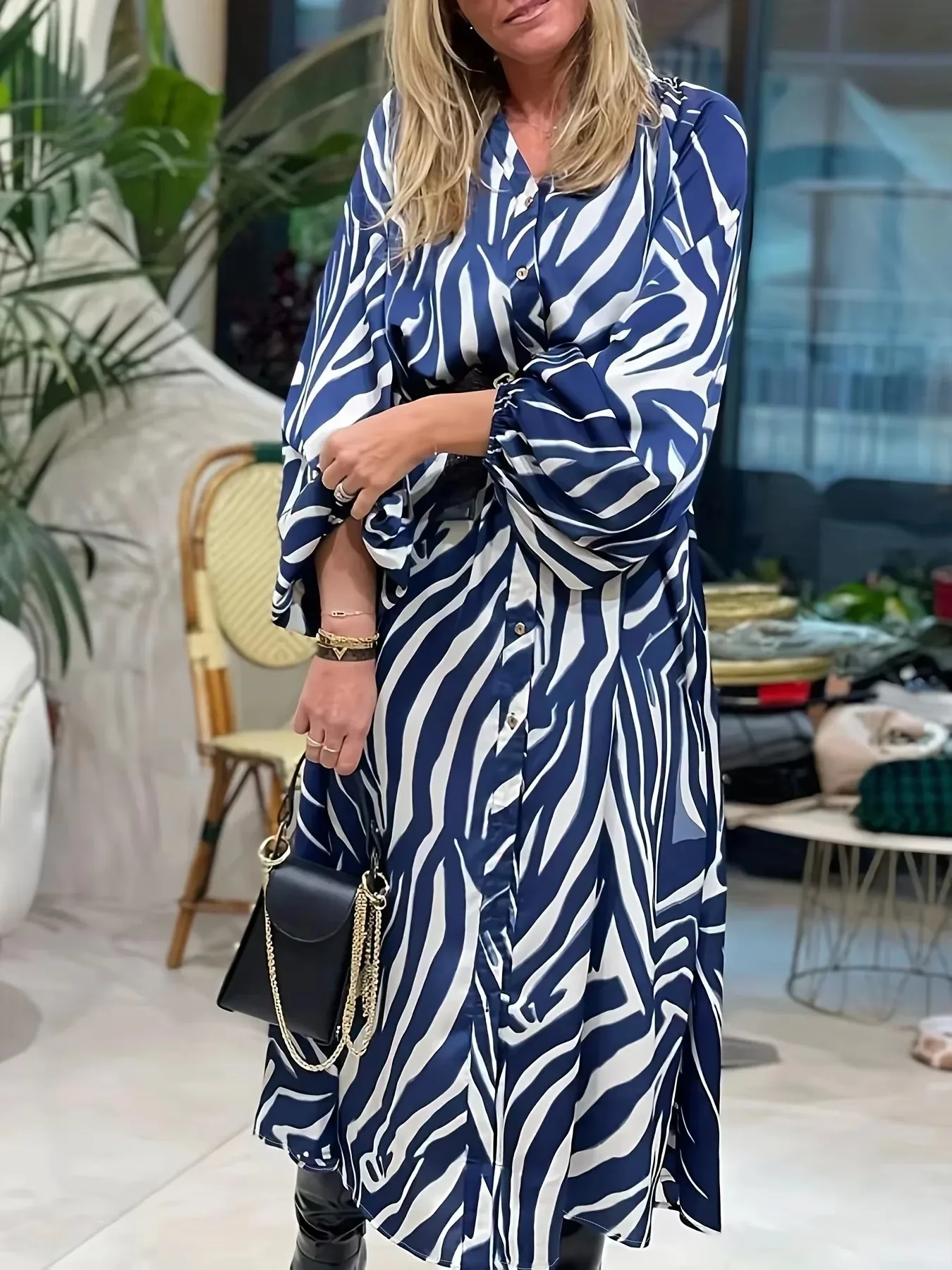 

Plus Size Women's Striped Long Sleeve Shirt Dress Fashion Lantern Sleeve Dress Elegant Button Decoration Casual Long Dress