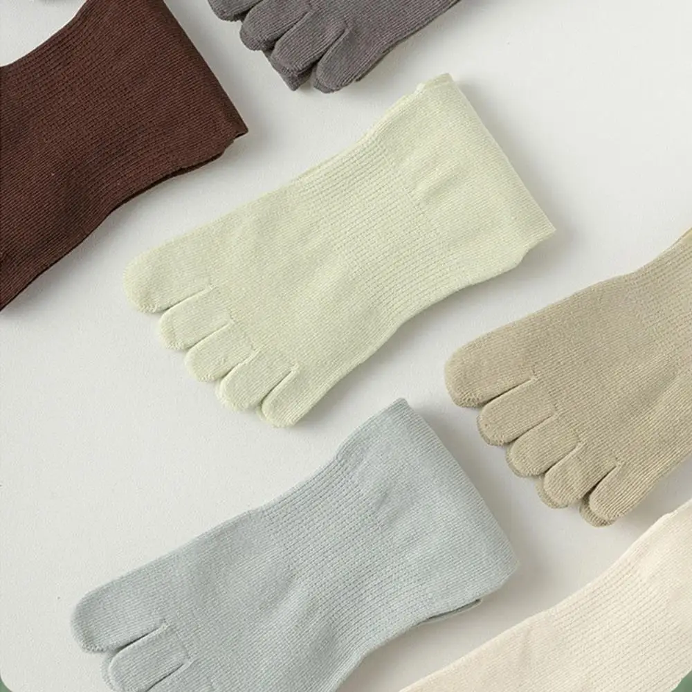 

1 Pair Five Finger Yoga Socks Pilates Sports Stockings Free Size Cotton Middle Tub Socks Fashion Women Item Warm Stockings