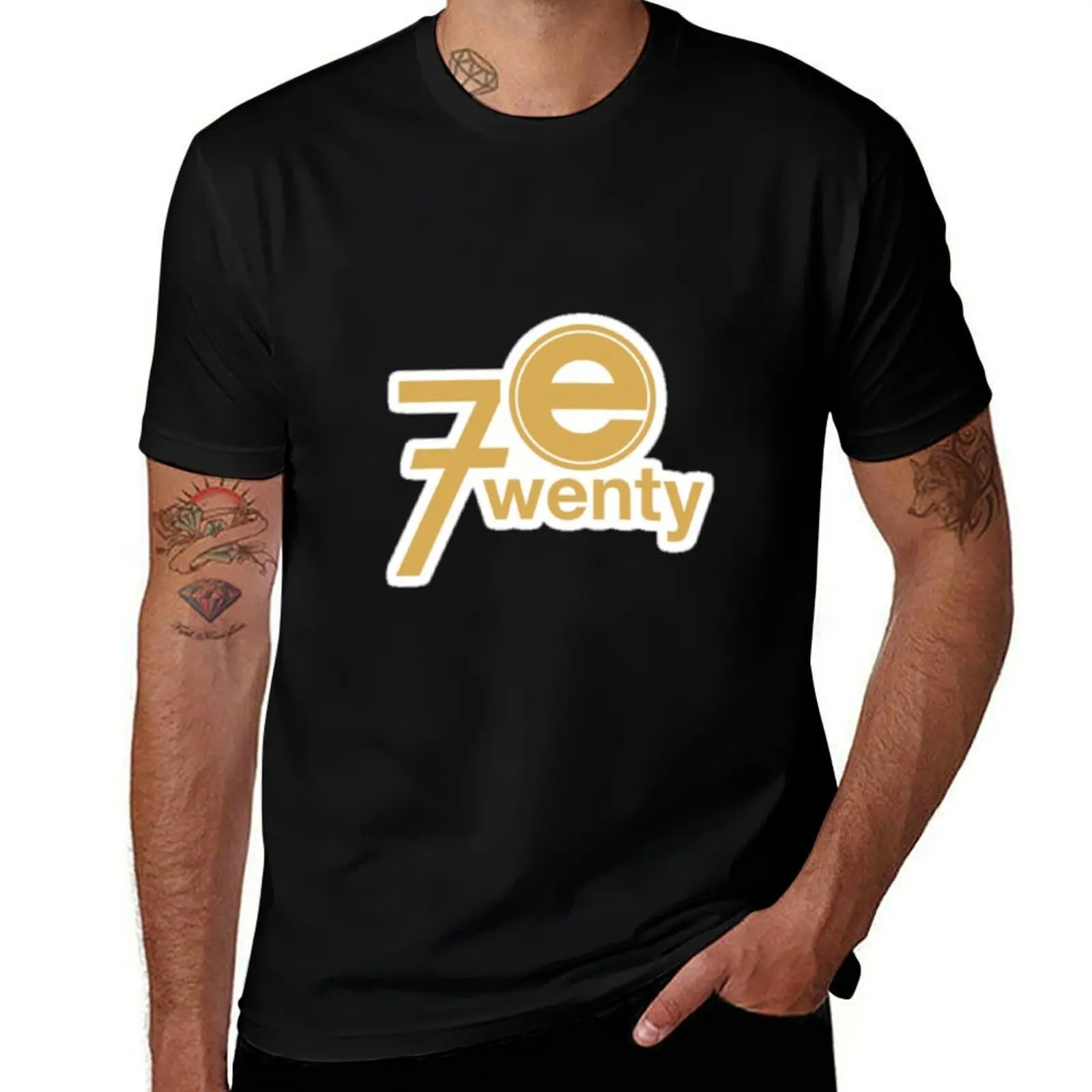 Parks and Rec: Entertainment 720 T-Shirt Lightweight Running T-Shirt