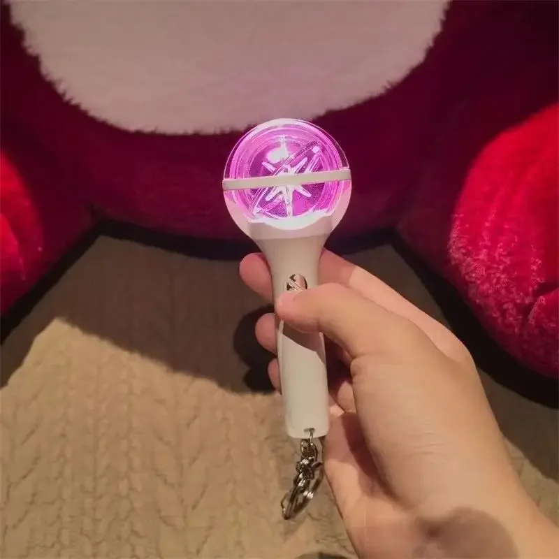 Kpop Idols Girls Mini Light Stick Key Chains MANON SOPHIA DANIELA LARA MEGAN YOONCHAE Lights Keyrings Bag Pendants Fans Gifts