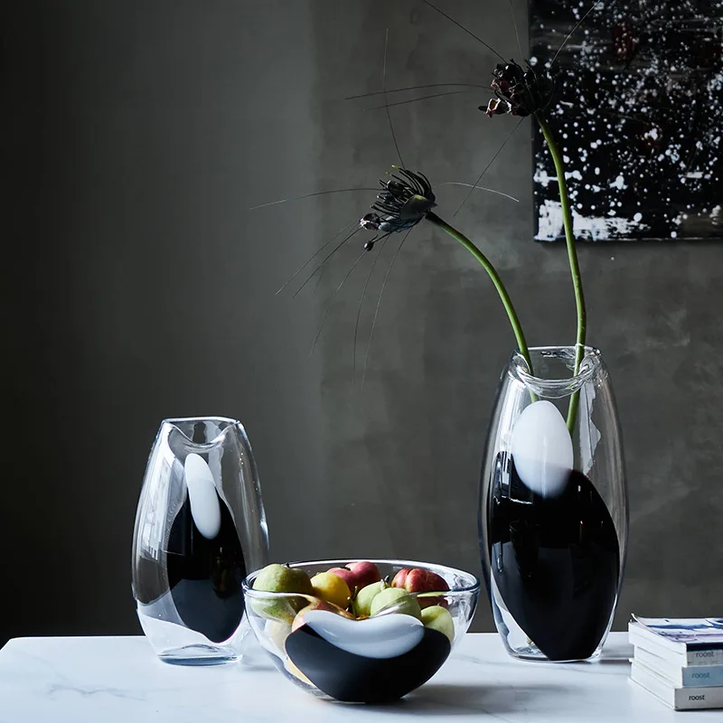 Modern large gradual change spots transparent straight tube creative cannonball glass vase large mouth fruit plate countertop