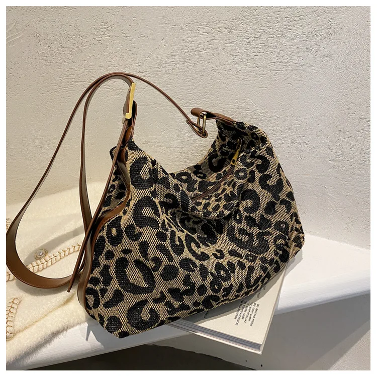 Casual Women Shoulder Bags Leopard Canvas Hobo Bag Female Large Capacity Messenger Bags Soft Crossbody Handbag for Women