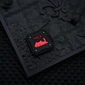 Black Red No 5
