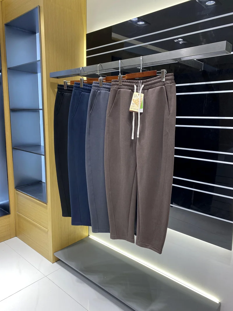 

Airy Fabric Straight Leg Trousers Elastic Waist Men's Casual Pants Faionable Urban Sle Pure Color Spring Autumn Wear