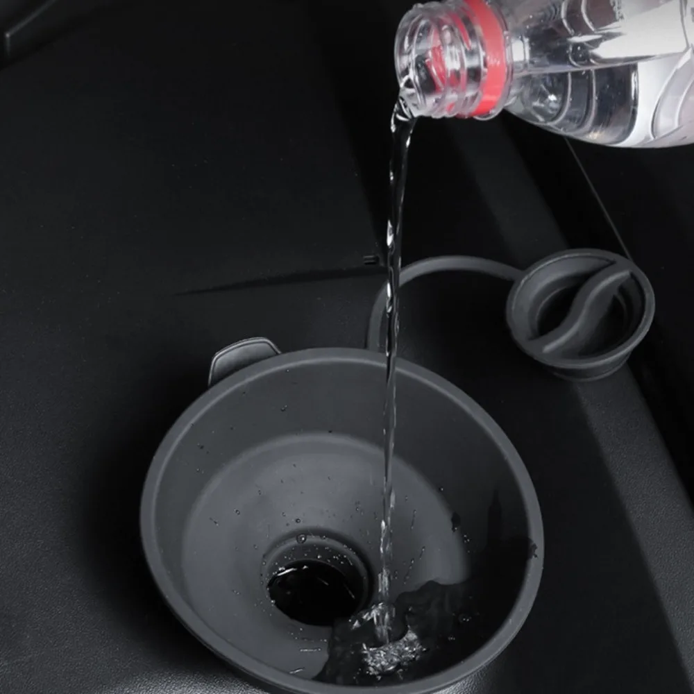 

Glass Wiper Filling Funnel for Tesla Model 3 Y 2023 Filler Enlarged Leakproof Windshield Automotive Modification Car Accessories