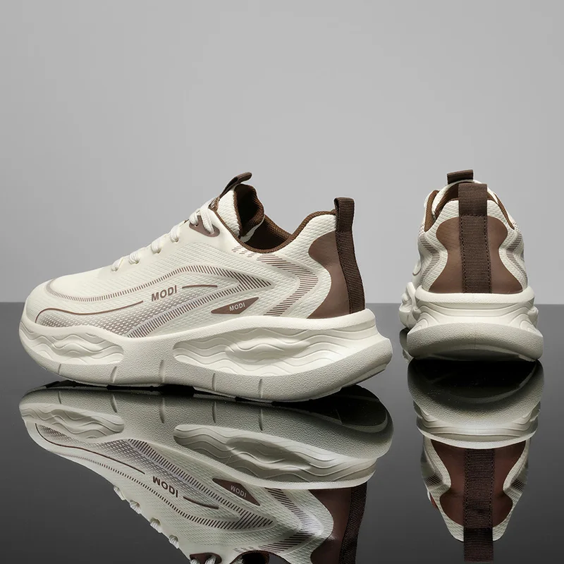 Men's lightweight sports casual shoes four seasons new soft-sole breathable outdoor running shoes fashion student speed sneakers