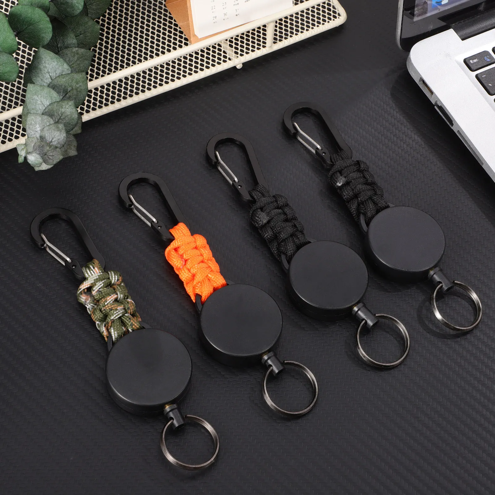 4Pcs Retractable Heavy Duty Keychain Carabiner Lanyard Outdoor Hiking Badge Holder Telescopic Key Reel Retracting Key Chain