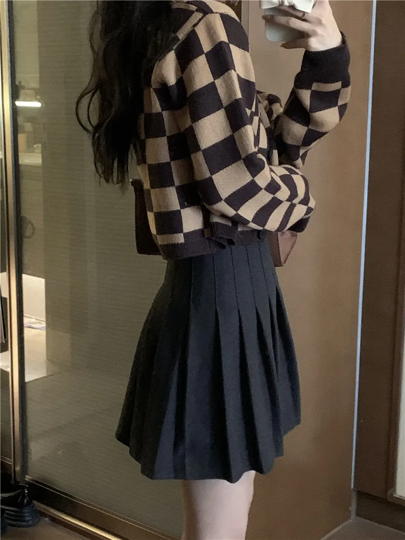 Checkerboard Crop Cardigan V-neck Button Up Knitted Sweaters Women Autumn Winter Outfit