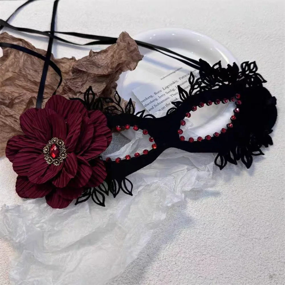 Masque à fleurs pour femmes, masque de fête Sexy, gothique, en dentelle, élégant pour Halloween, mascarade du réveillon du nouvel an