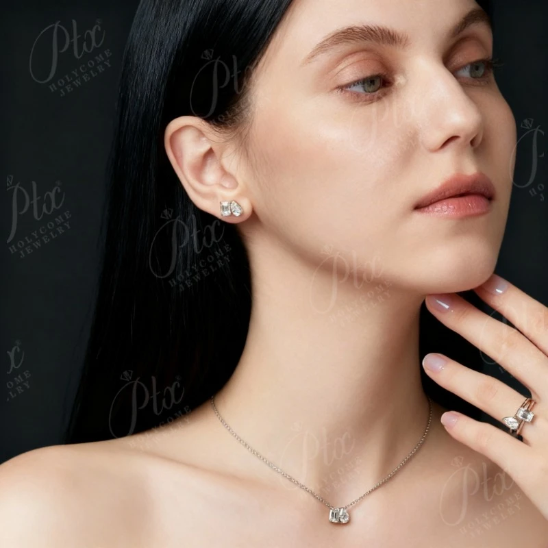 

Moissanite Earrings Pear-Cut Emerald Double-Stone Stud Earrings Exquisite Women's Style Suitable for Parties and Engagement Gift