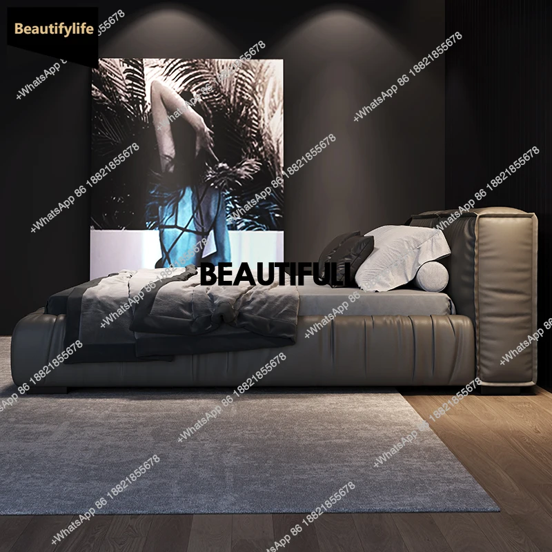 D80 Black Leather M…