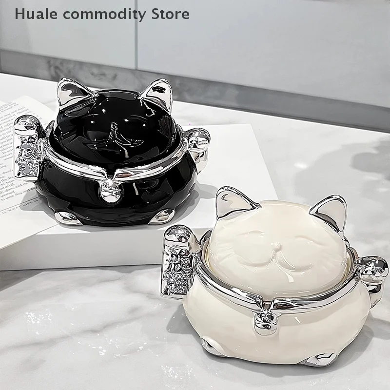Creative Ceramic Fortune Cat Ashtray With Cover Fly Ash Personality Living Room Home Office Decoration Statue Ornament Crafts