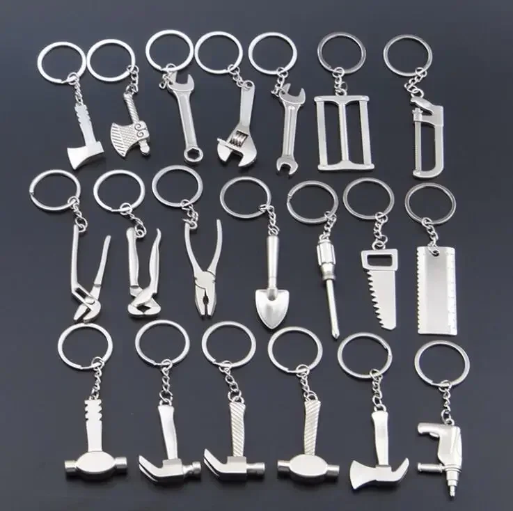 Keychains For Men Car Bag KeyRing Outdoor Combination Tool Portable Mini Utility Pocket Clasp Ruler Hammer Wrench Pliers Shovel