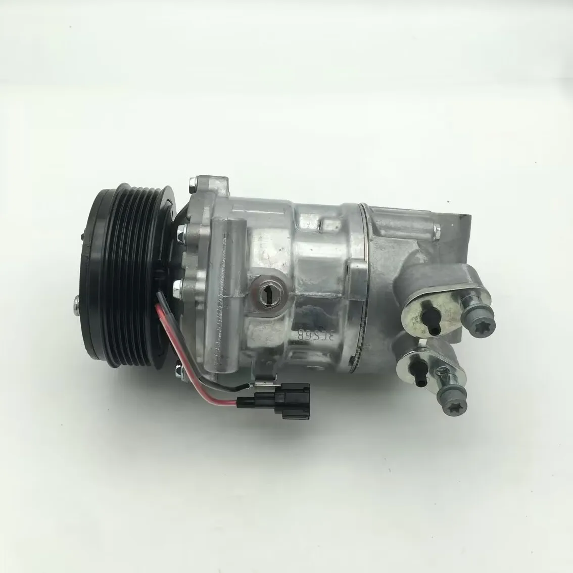 Nissan Sylphy Bluebird 2.0 Air Conditioning Compressor 92600-1U60A/92600-1U600 AC Compressor for Auto Parts