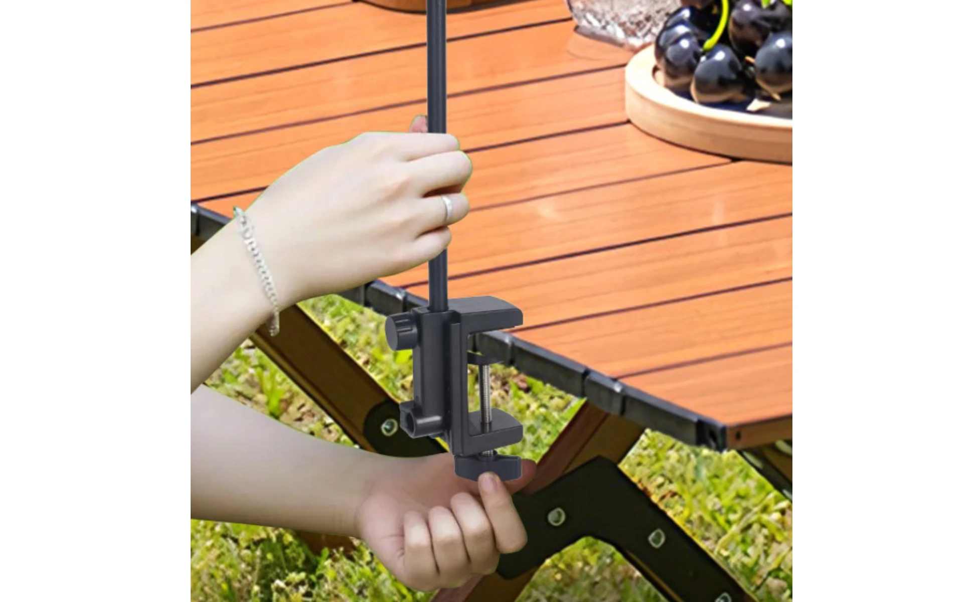 Tabletop Lantern Hanger Stand Carbon Steel Clamp Lantern Holder Adjustable Light Stand Sturdy Metal