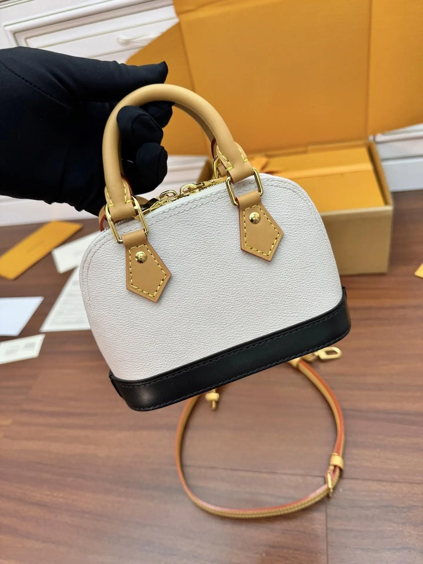 Elegant Women Mini Shell Purse Top Handle Design Detachable Shoulder Strap Contrast Color PU Leather Fashion Daily Handbag