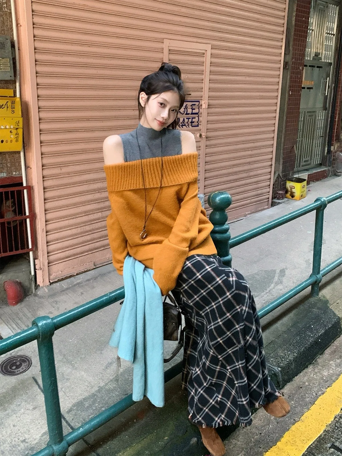 

Thickened Warmth Orange Knitted One-Shoulder Sweater Autumn Winter Commute Style Loose Fit Long Sleeve Polyester Nylon Wool B...