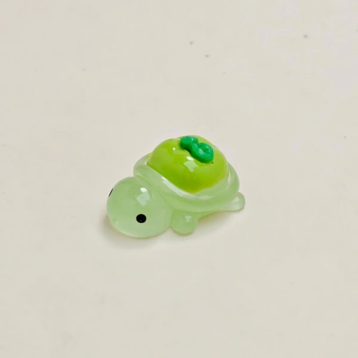 Im Dunkeln leuchtende Obstschildkröten-Harzanhänger: DIY-Bastelzubehör – Detail 6