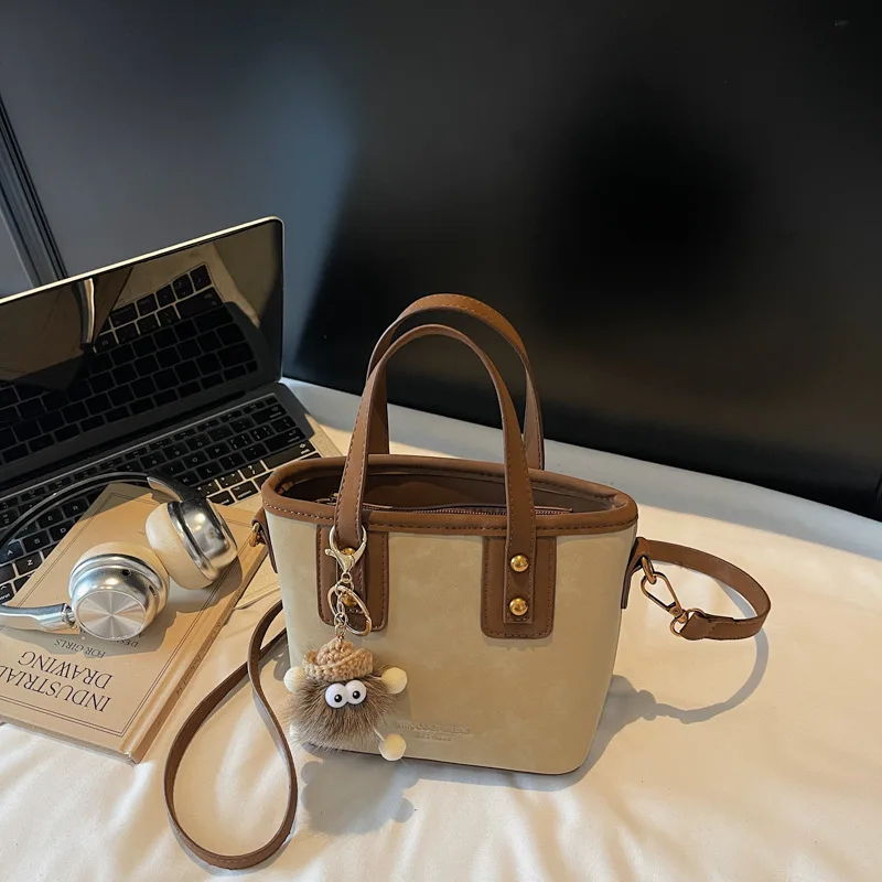 

​ ​ Дизайнерская сумка через плечо в стиле ретро, осень-зима 2022, новинка для женщин, винтажная сумка через плечо из мягкой кожи, модная ​