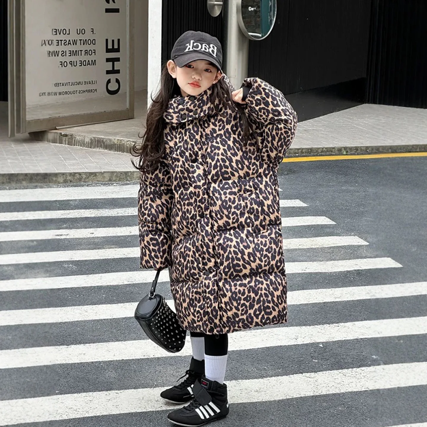 Winter Leopard Down Jackets For Children Girls Hooded Thicken Warm Kids Girls Outerwears 90% White Duck Down Mid-length Jackets