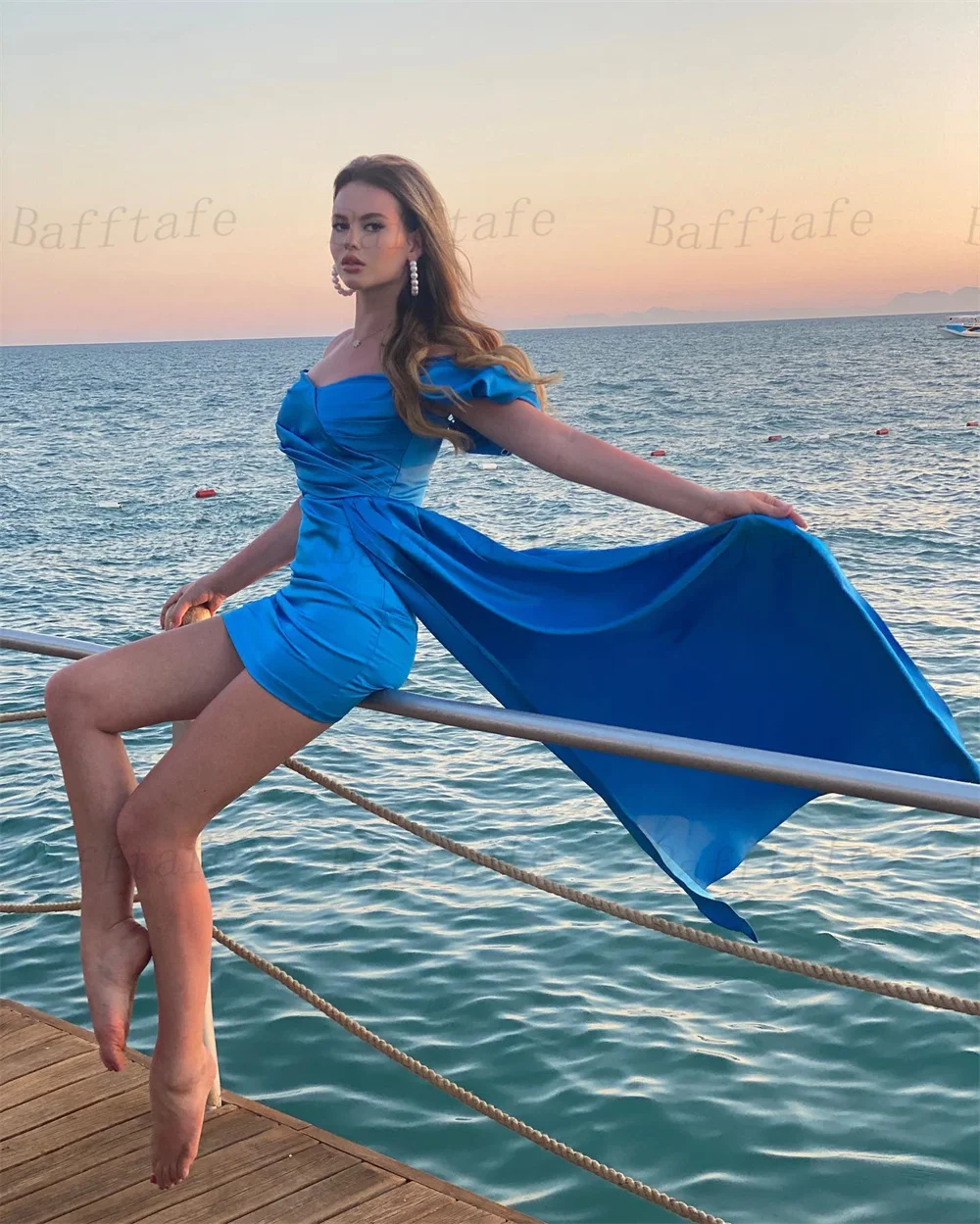 Bella Blue Satin Off the Shoulder Mini Evening Dresses Elegant Sleeveless فستان حفلات الزفاف Heart Shape Neckline Wedding Dress