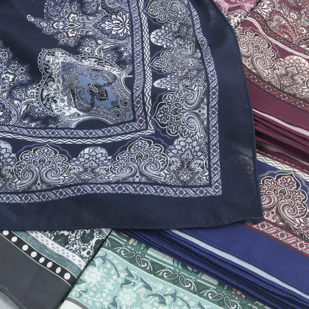 Printed Pearl Chiffon Hijabs for Women Hijab Scarf Breathable and Soft Turbans for Women Head Scarf Headwraps Malaysian Turban