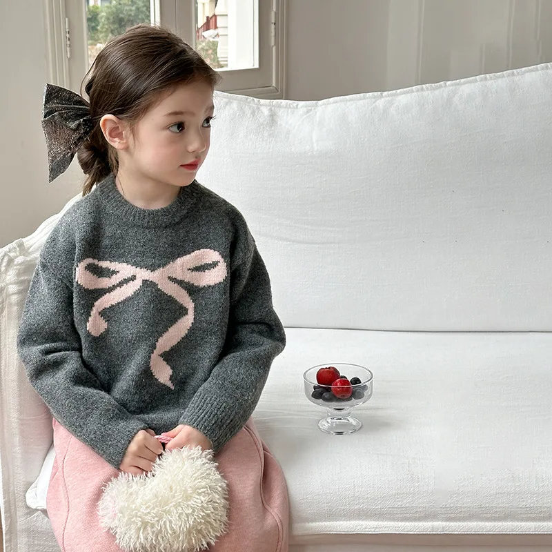 Children's Clothing Korean Version 2025 Winter Girls' Foreign Style Sweet Bow Jacquard Thickened Knitted Sweater