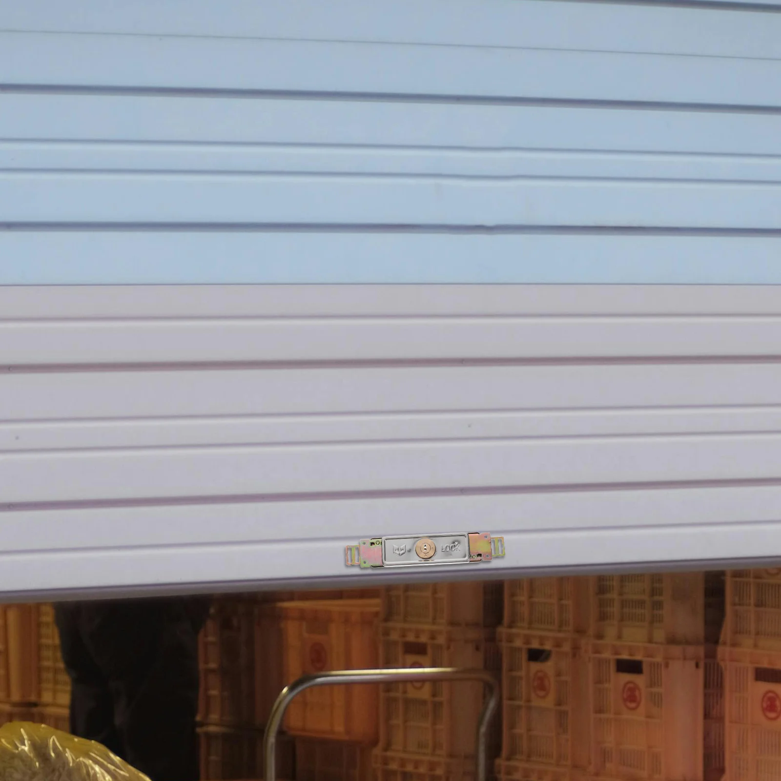 

Heavy Duty Sliding Bolt Gate Latch For Wooden Barn Doors Outdoor Gates Adjustable Security Lock Durable Iron Construction Door