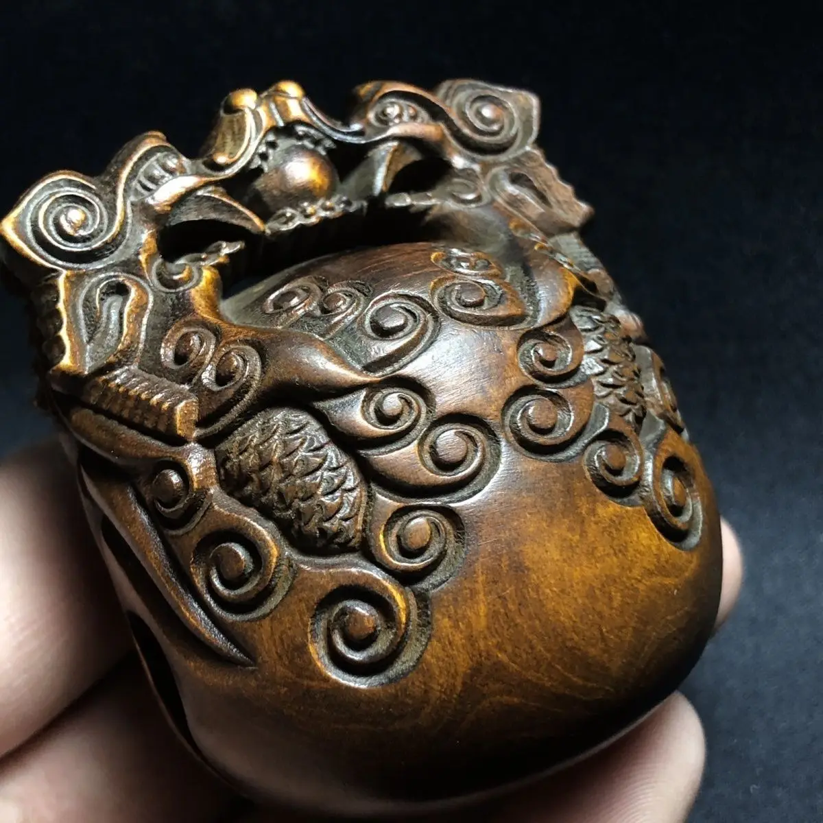 Hand Carved Wood Dragon playing ball wooden fish Statue Figurine Desktop Ornaments Home Decoration