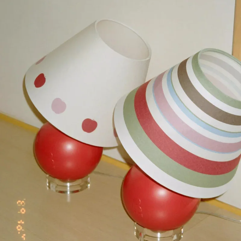 Cute Apple Acrylic Floor Lamp Living Room Children Bedroom Bedsides Atmosphere Night Lights Unique Creative Designer Table Light