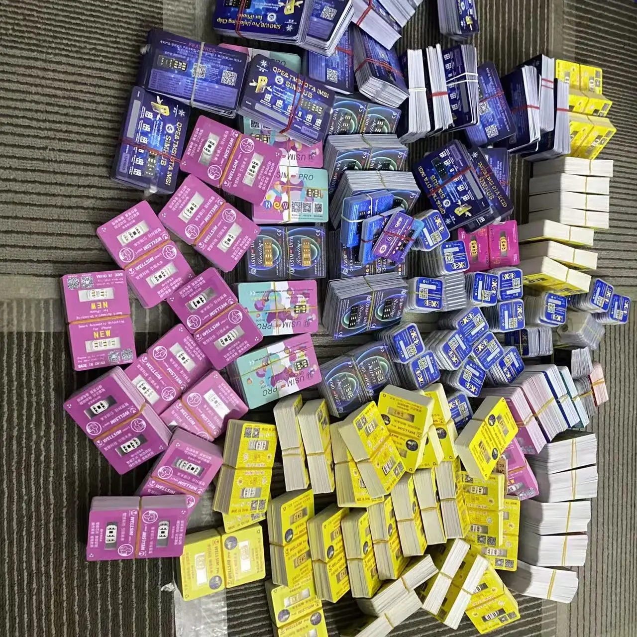 2025 جديد جيد sim Smart V+2 مع QPE ESIM لـ IP6 إلى 16 برو ماكس