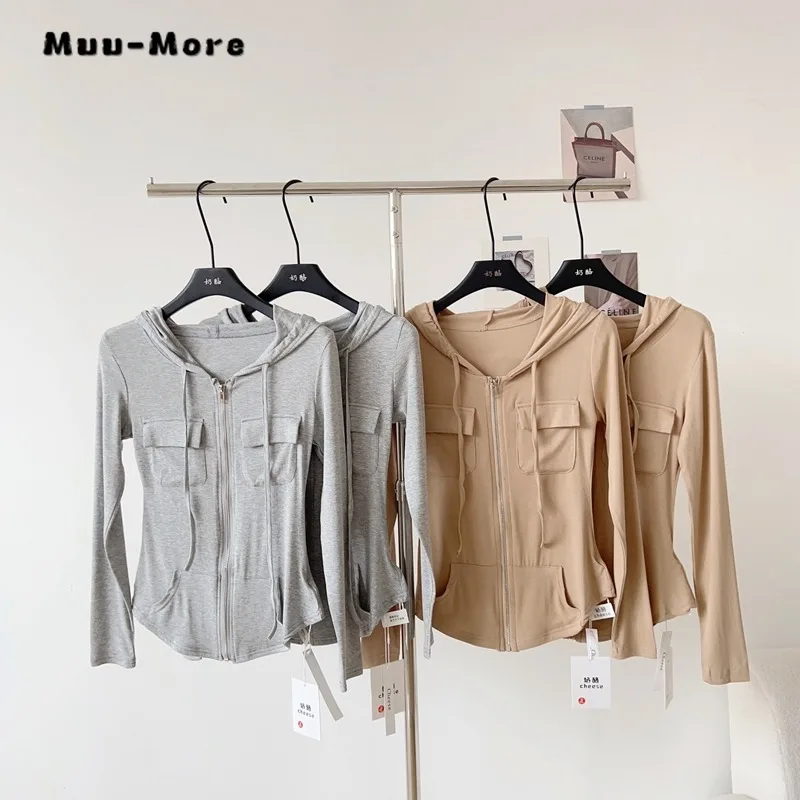 

2023 Autumn Winter Simply Hotsweet Solid Color Flap Pocket Zipper Drawstring Hooded Tops for Women Slim Long Sleeve Tops