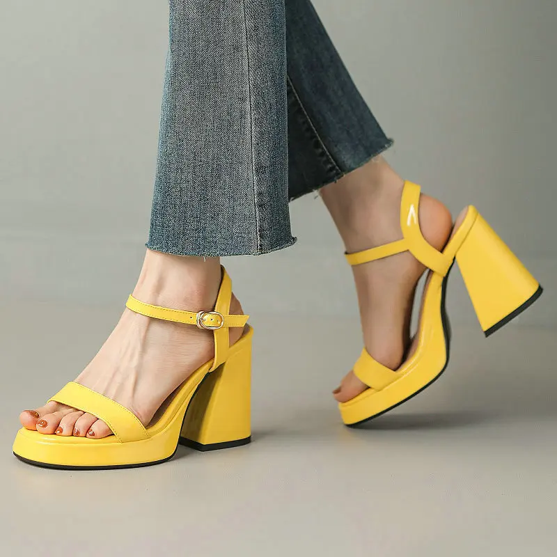 Bright Green Yellow Open Toe Patent Leather Classic 2023 Summer New Women Shoes Dress Pumps Chunky High Heels Fashion Sandals