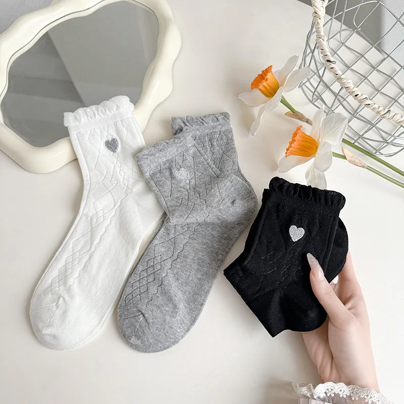 Spring Summer Thin Embroidered Love Socks Bubble Mouth Tube Socks Fashion Lace Casual Cotton Socks for Women
