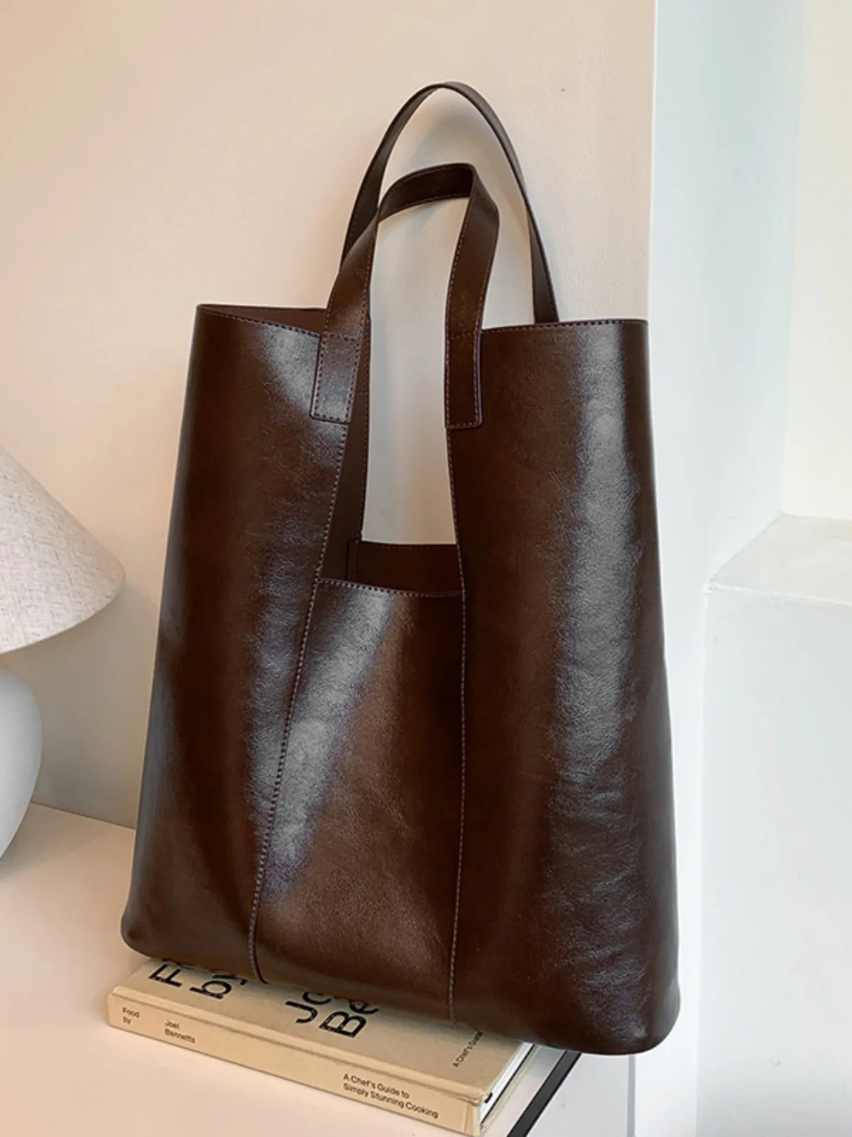 

Chic Design Women's Tote Bag French Texture PU One Shoulder Underarm Bags Large Capacity Commuter Shopping Handbags