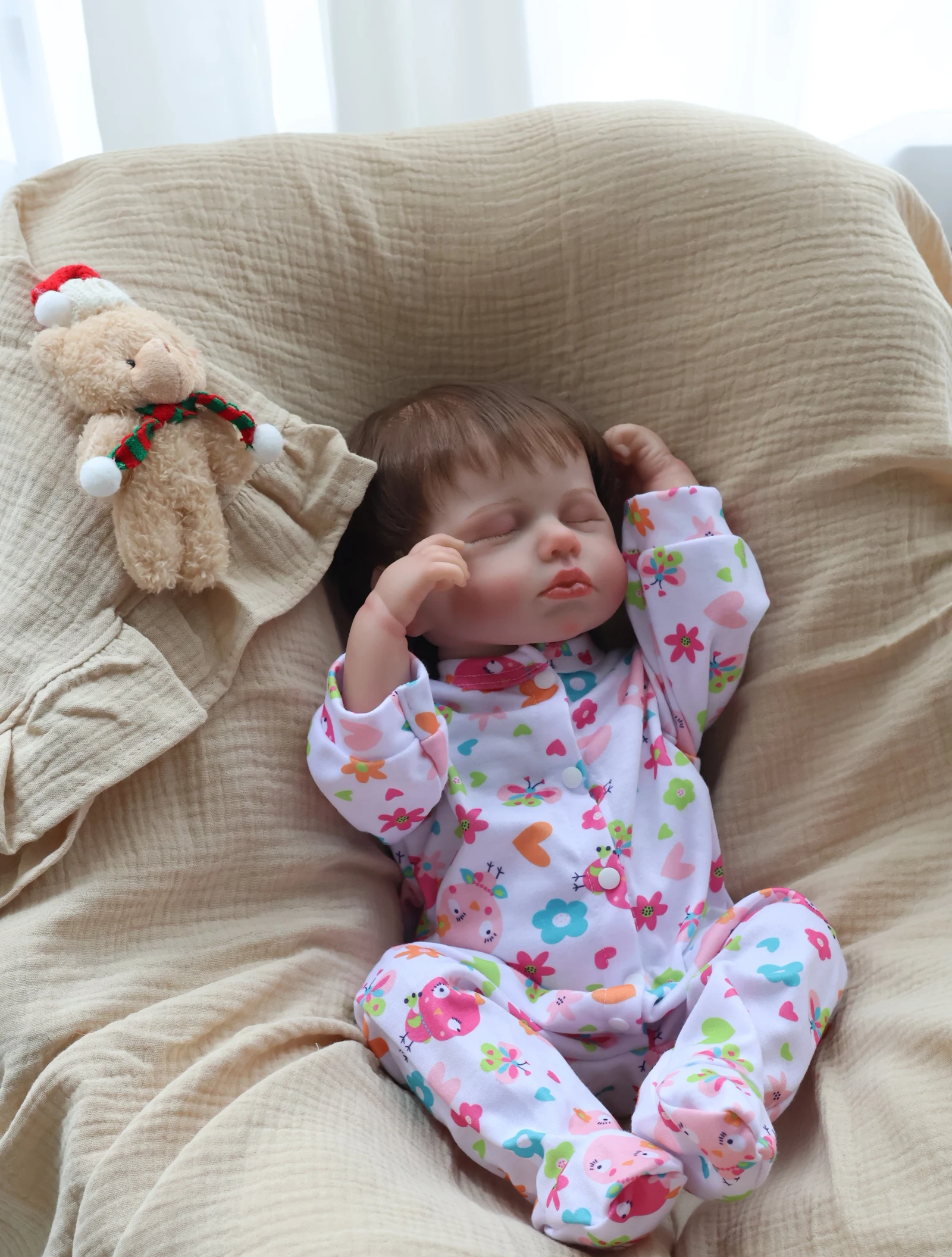 18-inch vinyl reborn doll, washable, 3D painted, realistic and visible hair roots, perfect for children's holiday gifts