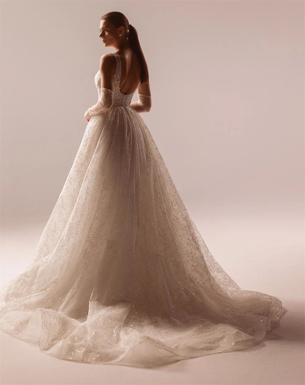 

Customized Elegant Ivory Organza Wedding Dress Boho Square Collar Sleeveless Bridal Gowns Soft A-Line Court Train Robe de mariée