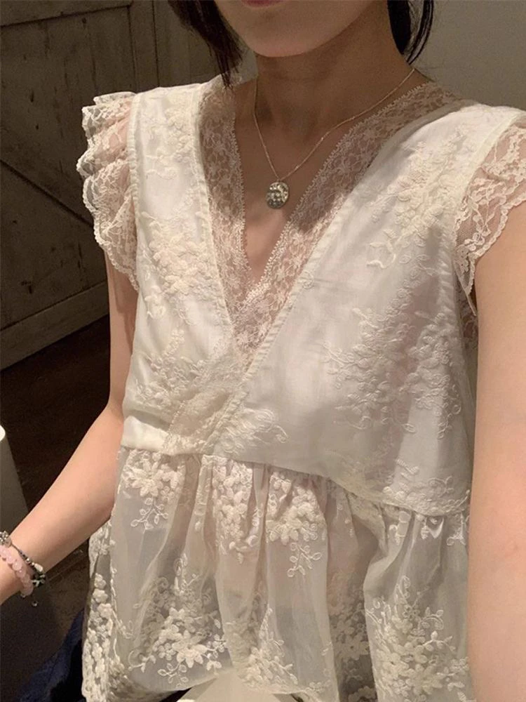 

Korean Sle V-Ne Lace Top Women's Summer New Bal Splice Lace Svel Vest Small irt Breathable Comfortable Skin-...