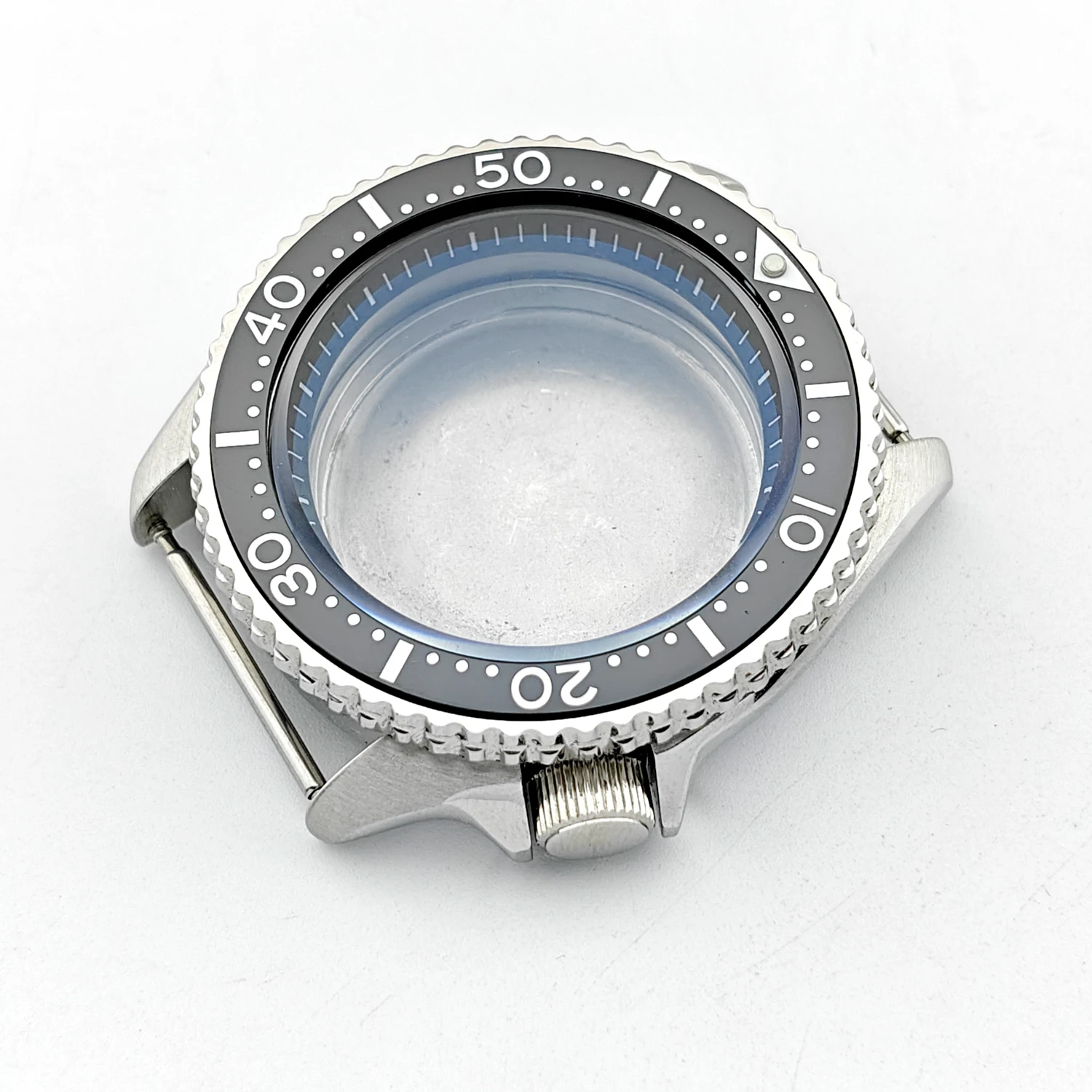 42mm SKX Uhrengehäuse mit Flachem Saphirglas und Stahlboden, Passend für NH35 NH36 NH38 4R 7S Uhrwerke, Uhrengehäuse-Ersatzteile
